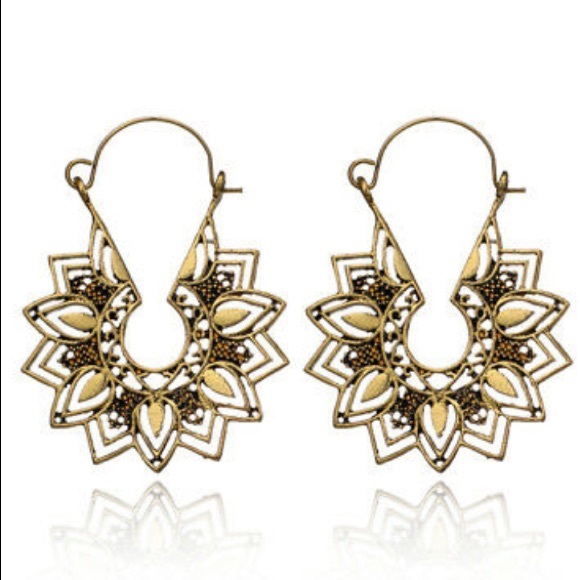 Jewelry - ❤️gorgeous vintage hobo gold drop earrings